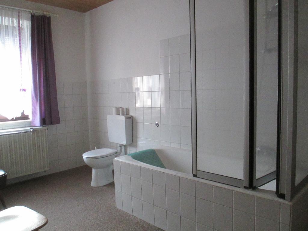 Hôtel Gastehaus Kranzfelder à Zusmarshausen Extérieur photo